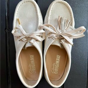 Clarks Cream Tassel Wallabees